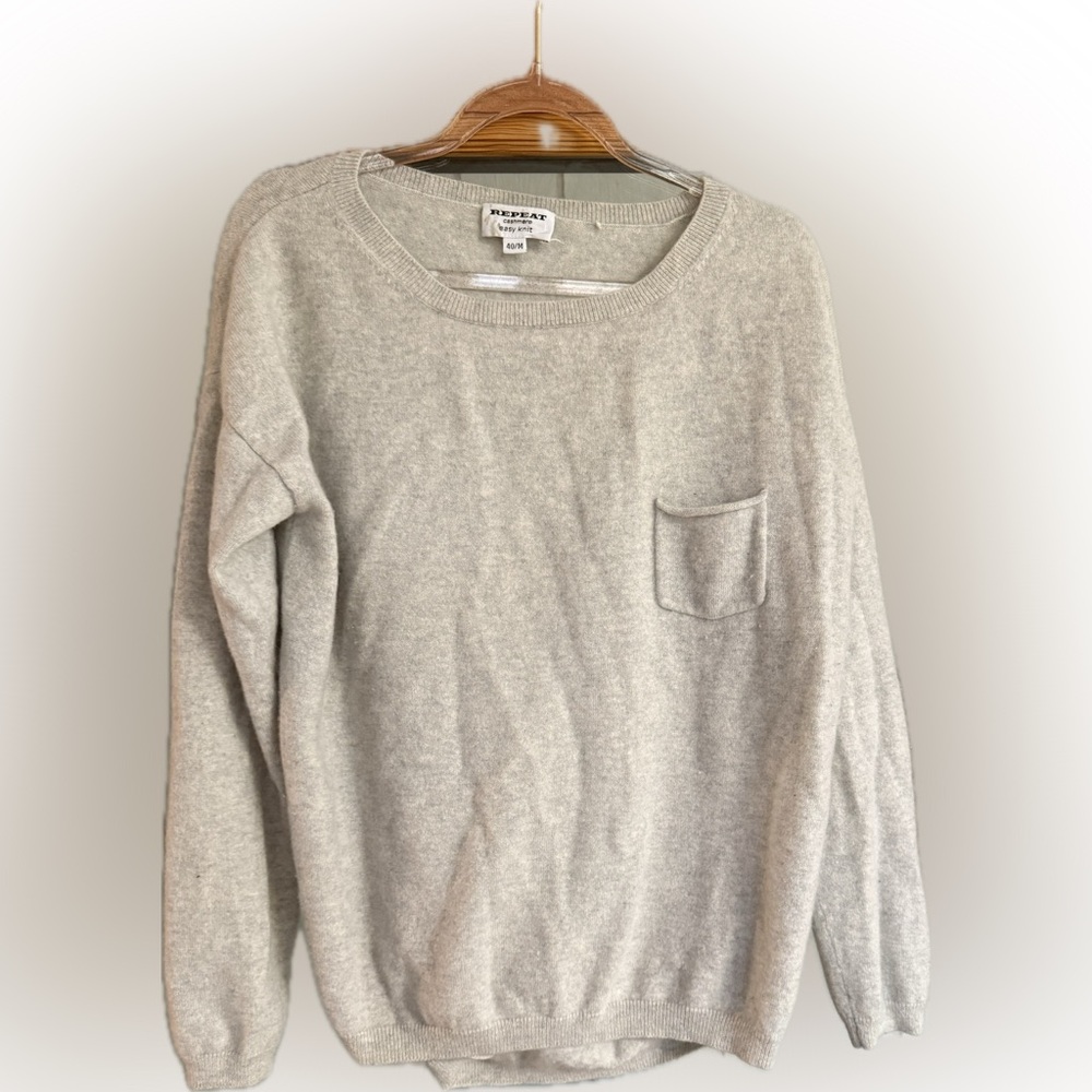Repeat soft cashmere long sleeved pullover Size 40/M